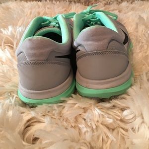 Gym shoes