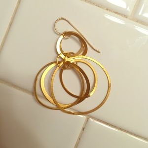 gold circle earrings