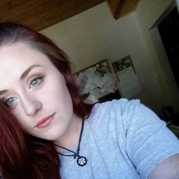 Meet your Posher, Livi - Picture 1 of 1