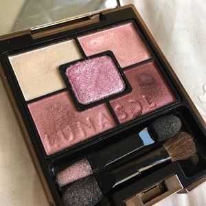 Beautiful eyeshadow from Kanebo Lunasol 💖