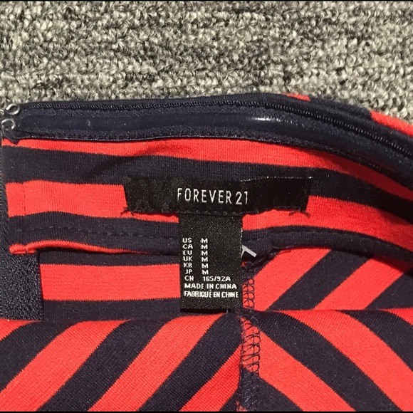 Forever 21 tube top - Picture 2 of 2