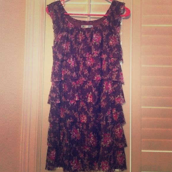 Lady Noiz Floral Ruffled Dress