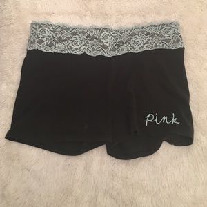 Vs