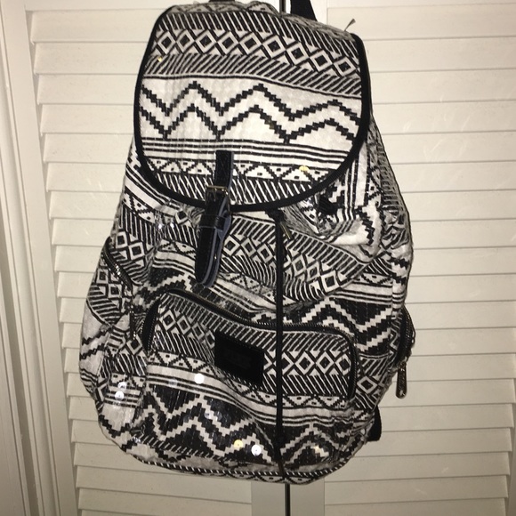 Victoria's Secret Handbags - VS Pink Bookbag