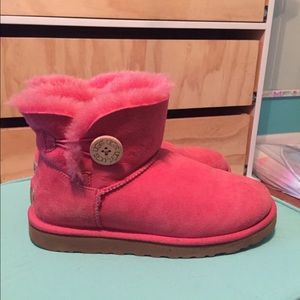 Hot pink mini ugg bailey button boots