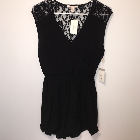 Nwt black lace romper - Picture 1 of 4