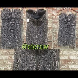 ‼️NWOT‼️ GUESS STRAPLESS DRESS