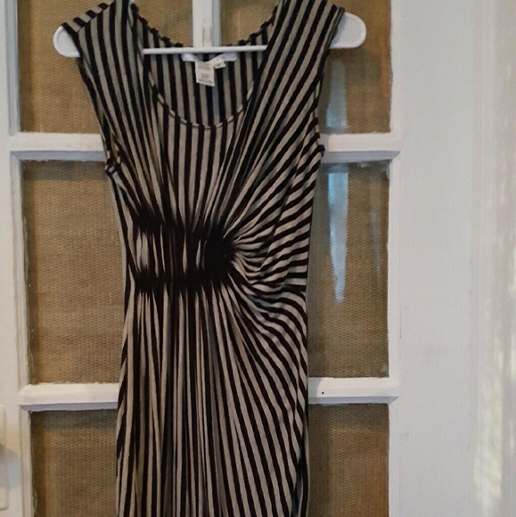 Black and gray cotton form fitting dresa