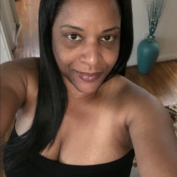 Meet your Posher, Amarah - Picture 1 of 1