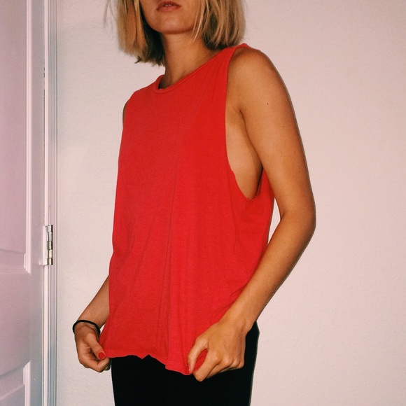 Red Muscle Tee