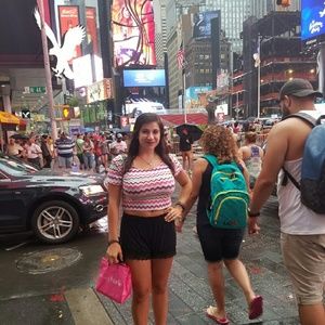 Meet your Posher, Amanda