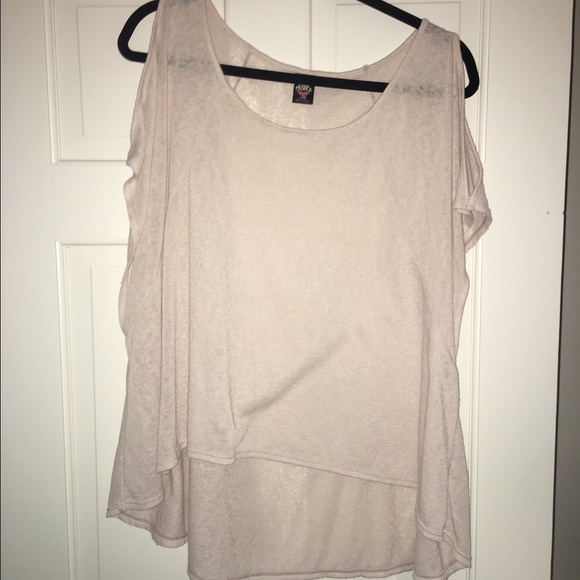 Free People top - Picture 1 of 2