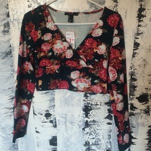 Knit top, long sleeve crop top.