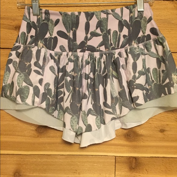 Practically new Lulu lemon shorts