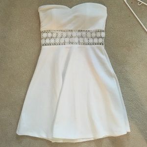 Lace Middle Dress