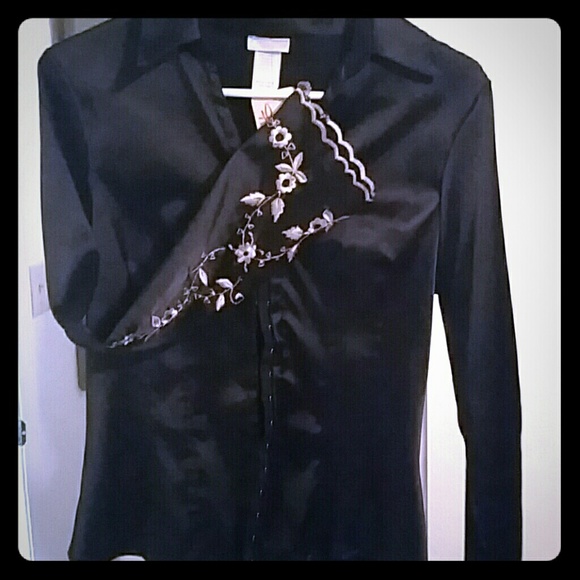 Black embroidered dress - Picture 1 of 4