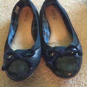 Navy blue Sperry flats