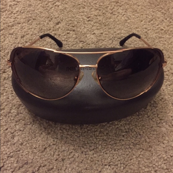 Michael Kors aviator sunglasses - Picture 3 of 3