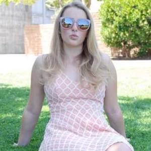 Meet your Posher, Paris