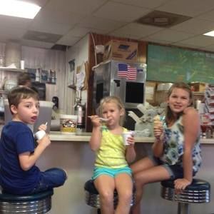 Meet your Posher, Jean