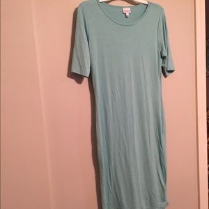Medium NWOT LuLaRoe Julia