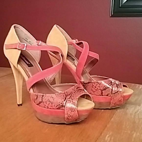 Dollhouse Shoes - Dollhouse strap heels