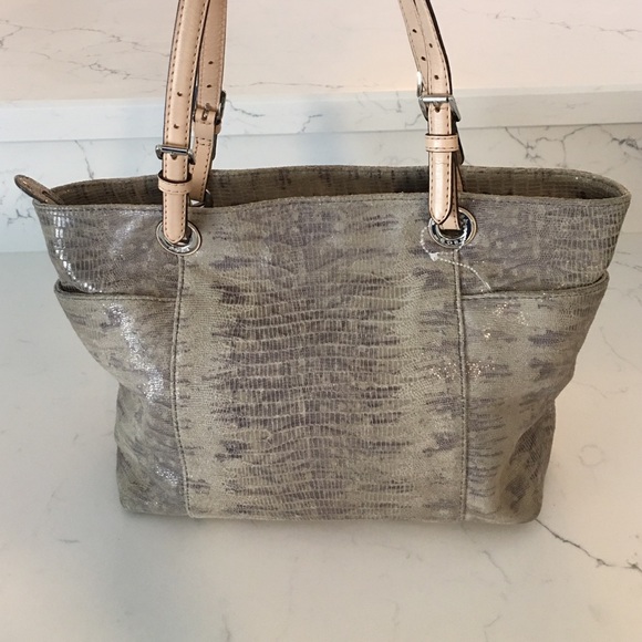 ✨Michael Kors✨ Snakeskin Tote
