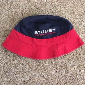 😈STUSSY BUCKET HAT😈