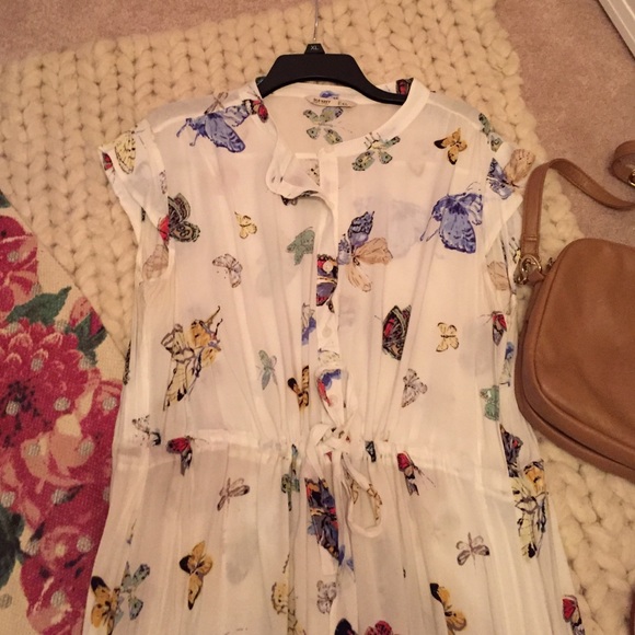 Old Navy White Button-Front Butterfly Dress - Picture 2 of 4