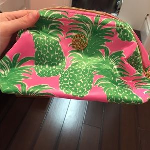 Lilly Pulitzer Flamenco accessory bag