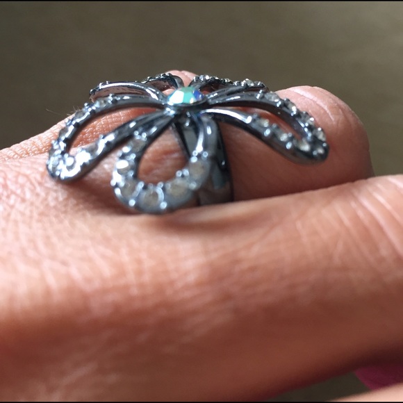 Ring - Picture 2 of 2
