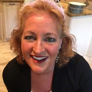 Meet your Posher, Mary beth