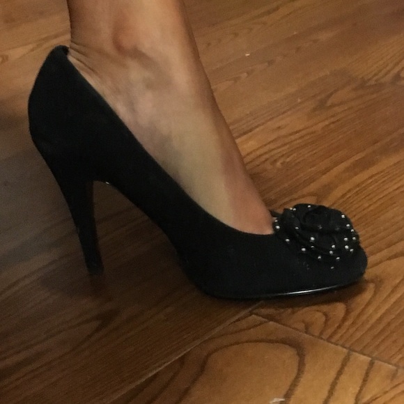 Size 9, black, faux suede BCBG heels