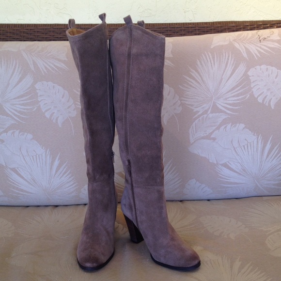 Dolce Vita Shoes - NEW SZ 9.5 DOLCE VITA MYSTE TALL  BOOT TAUPE B2