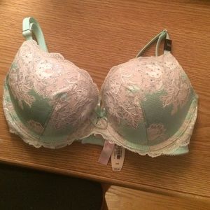 NWT: VS very sexy push up