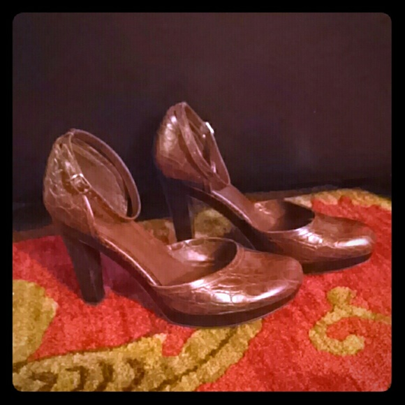 Nine West Brown Platform Heels