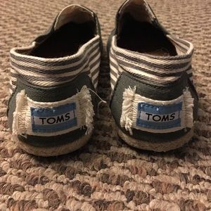8.5 Toms brand new never worn
