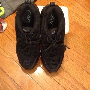 Capezio adult fierce dance sneaker