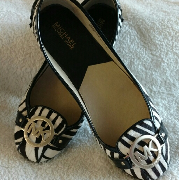 🚫SOLD🚫Michael Kors Womens Flat Shoes