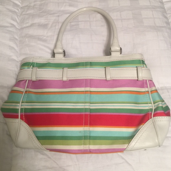 Spring Coach Purse - Picture 3 of 3