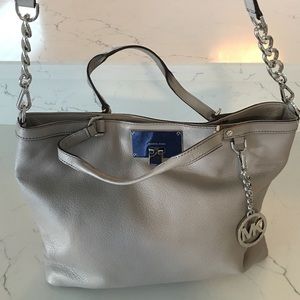 ✨Michael Kors✨ Channing ✨Mid Shoulder Tote