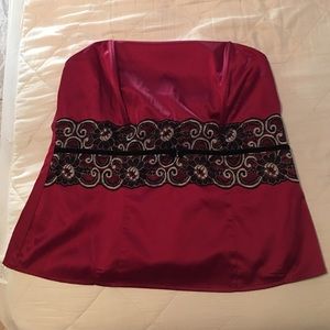 Torrid size 2 dark red SEXY top
