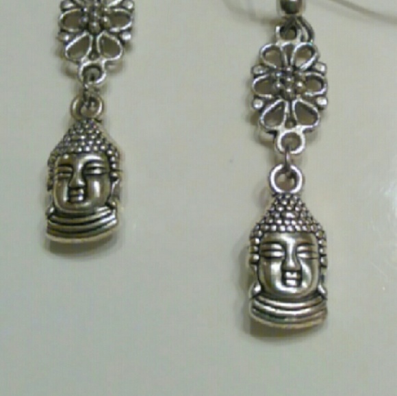 Buddha's Garden Earrings - Picture 3 of 3