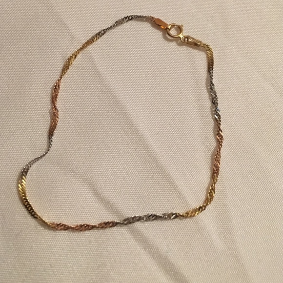 14K Gold Women's Bracelet