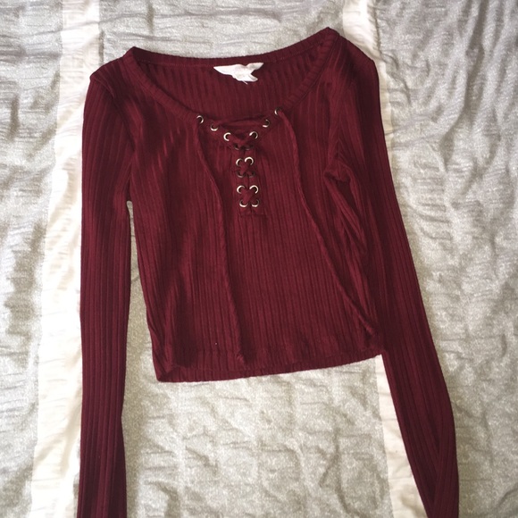 Merlot long sleeve crop.