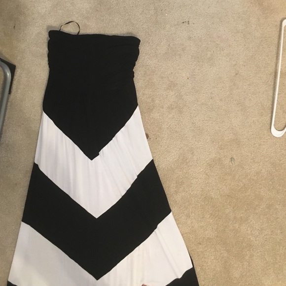 Strapless Cheveron Maxidress