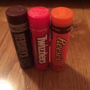 3 chap sticks