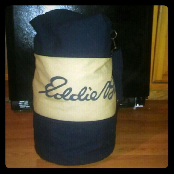 Adjustable size Eddie Bauer canvas bag
