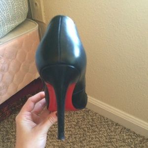 Leather Christian louboutin pigalle 36