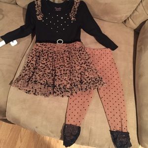 Macy's Toddler girl outfit